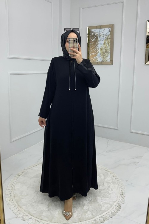 Nurçin Ferace Siyah