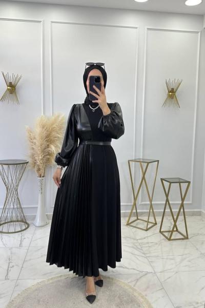 Deri Piliseli Elbise Siyah