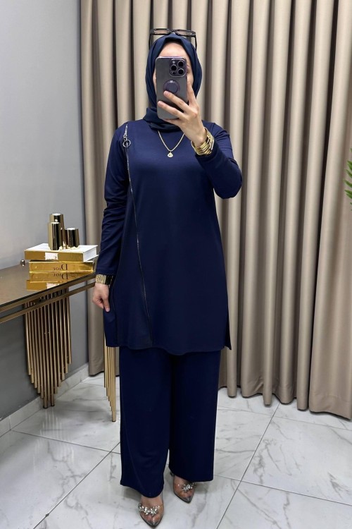 Nurgül Takım Lacivert
