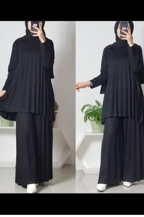 piliseli pantolonlu triko ikili takım siyah